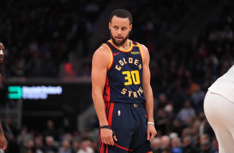 魔术方面暂 魔术方面暂